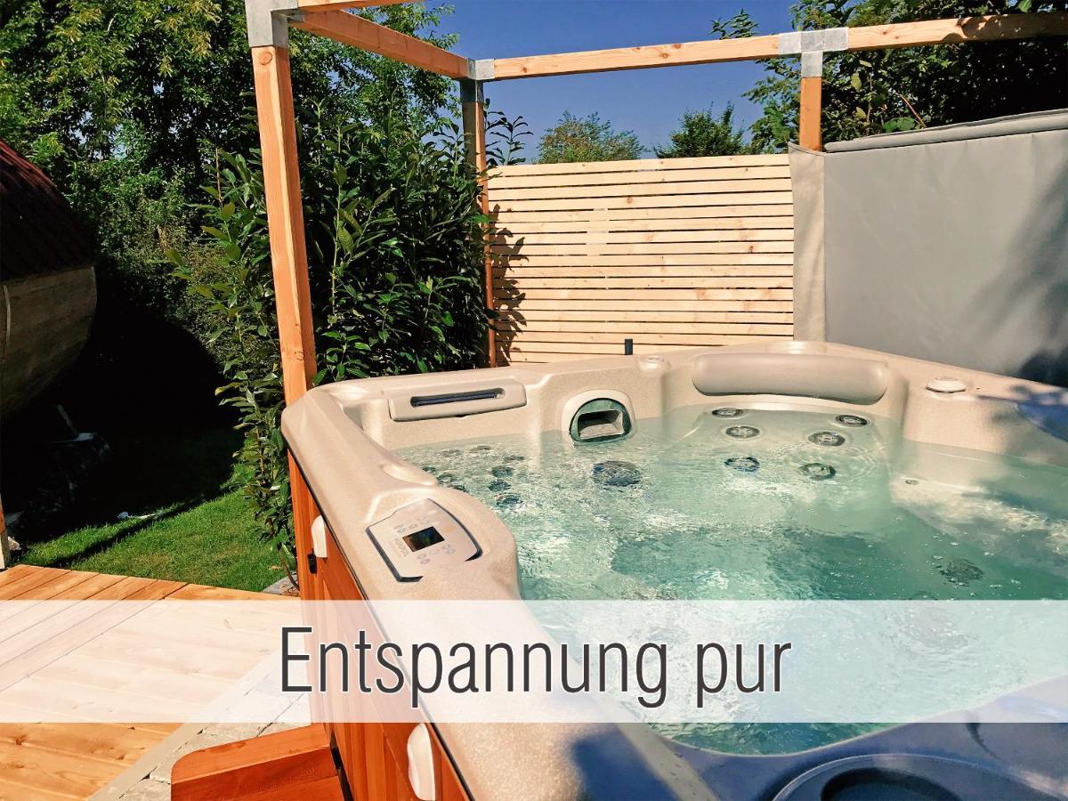 Huette41: Ganze Huette Nah Am See Mit Privatem Whirlpool, Sauna. Umzaeunt. فالدكيرشن المظهر الخارجي الصورة